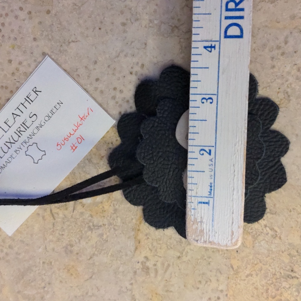 Genuine Leather Handmade Soot Sprite Susuwatari Purse Charm Black Cream #01 - Picture 5 of 7
